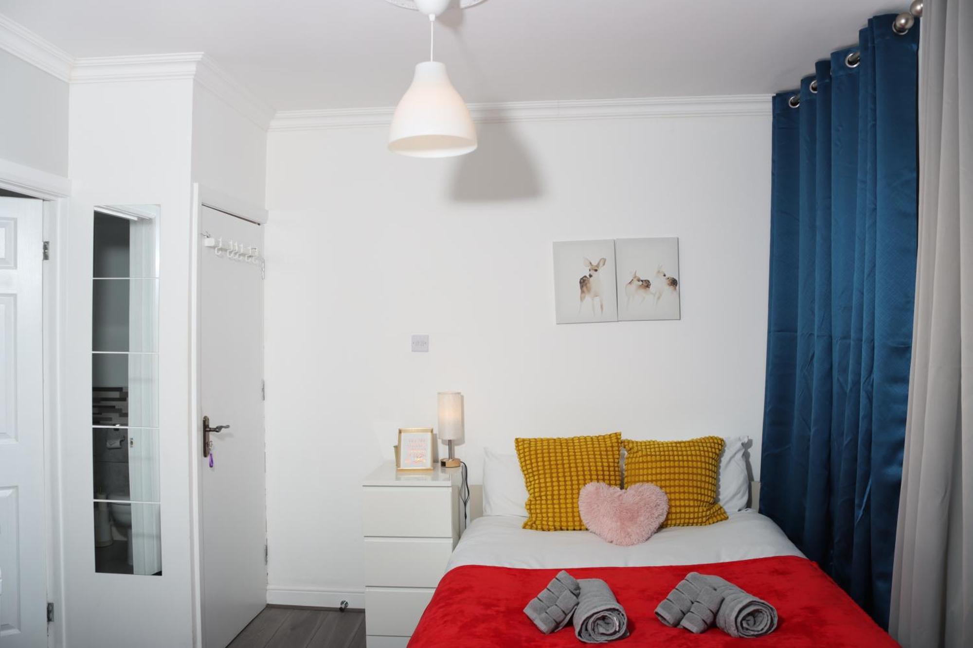 Cosy Studio With Kitchenette And Private Bathroom - 15Mins To Central London! Buitenkant foto